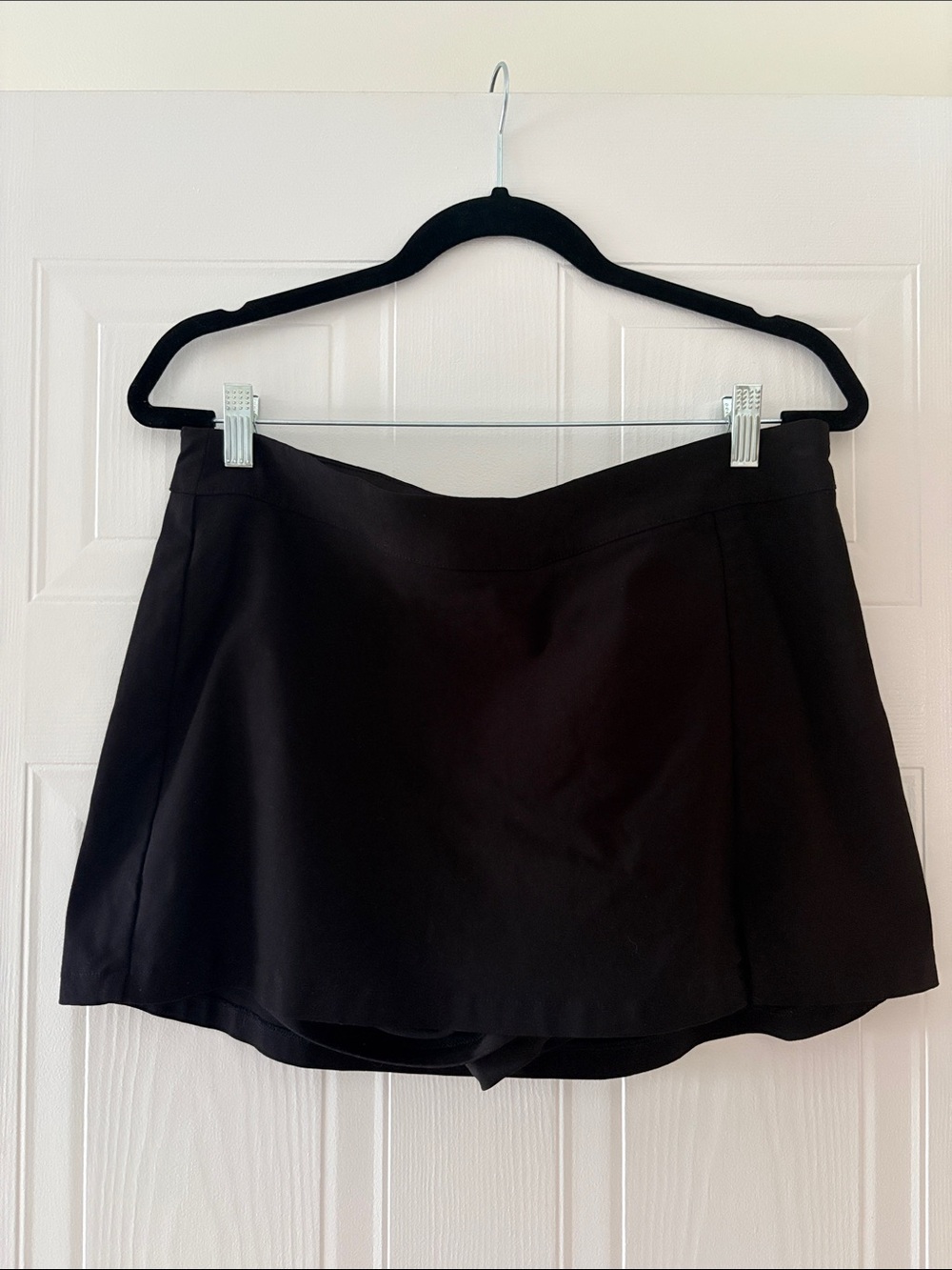 Garage Black Women’s Skort - Minimal A-Line